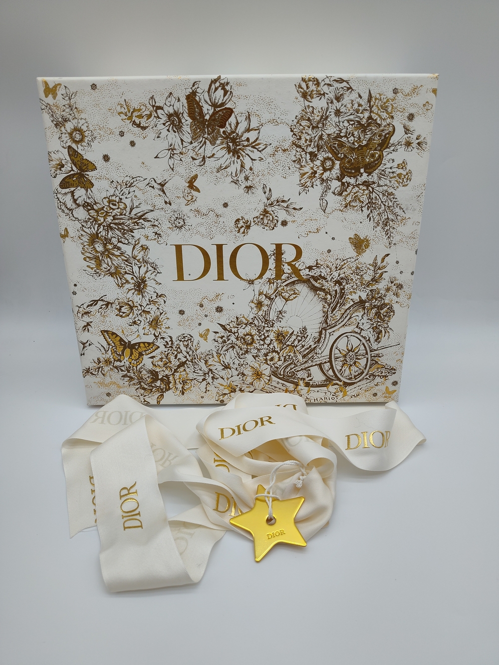 DIOR Le Chariot Gift Box 2" Ribbon Gold Star Charm Tissue Luxury Packaging Set